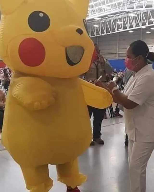 Pikachu fue vacunado contra la COVID-19