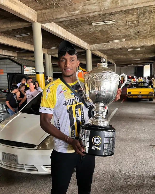 Jiovany Ramos   