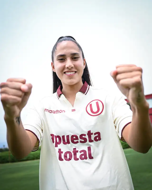 pierina ñuñez universitario