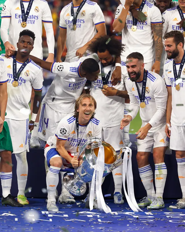  Real Madrid celebrando la Champions League 2021-22.   