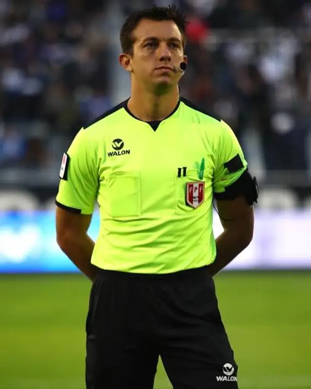 <strong>Sebastián Lozano</strong>   