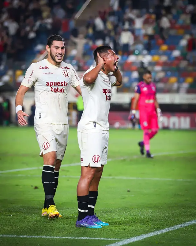 Universitario