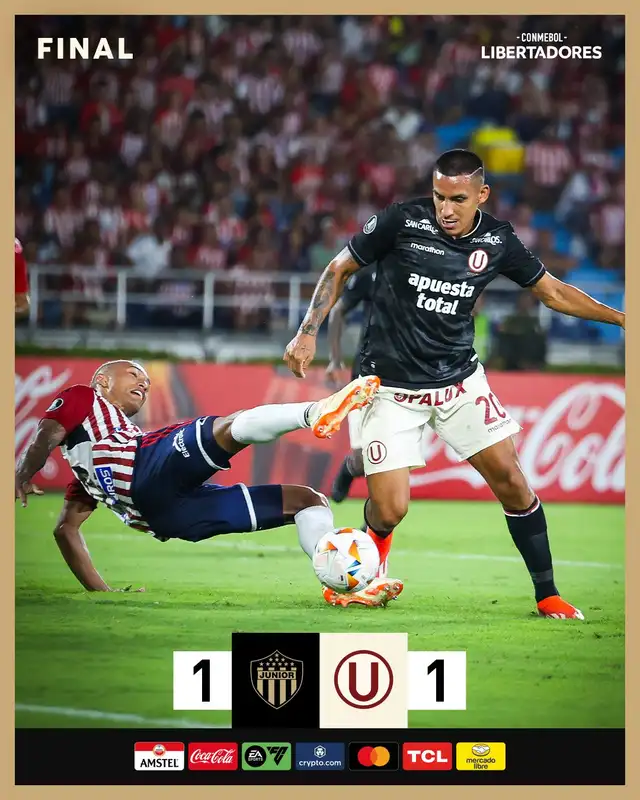 Universitario, Junior