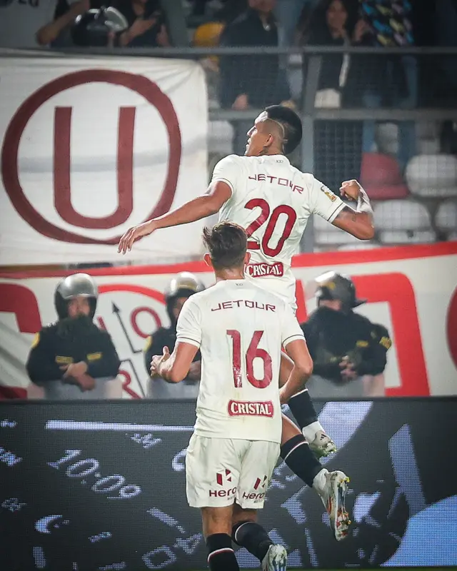 Universitario