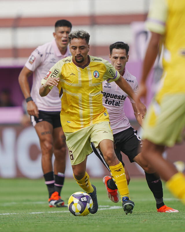 Christian Flores, Juan Pablo II