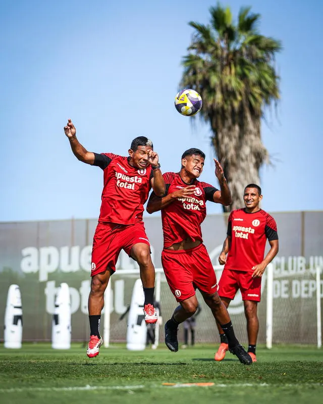 Edison Flores, Universitario de Deportes
