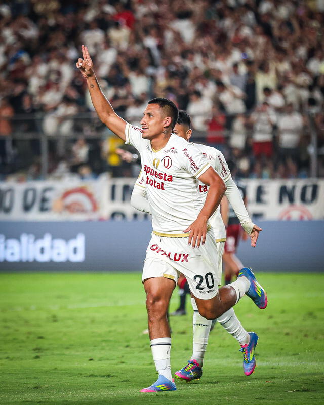 Universitario