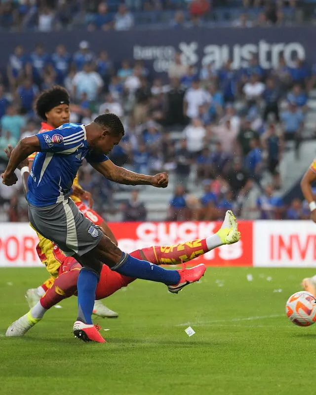 Emelec vs Aucas