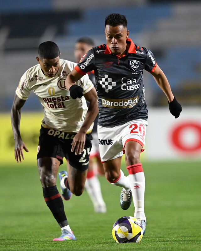 Universitario vs Cienciano