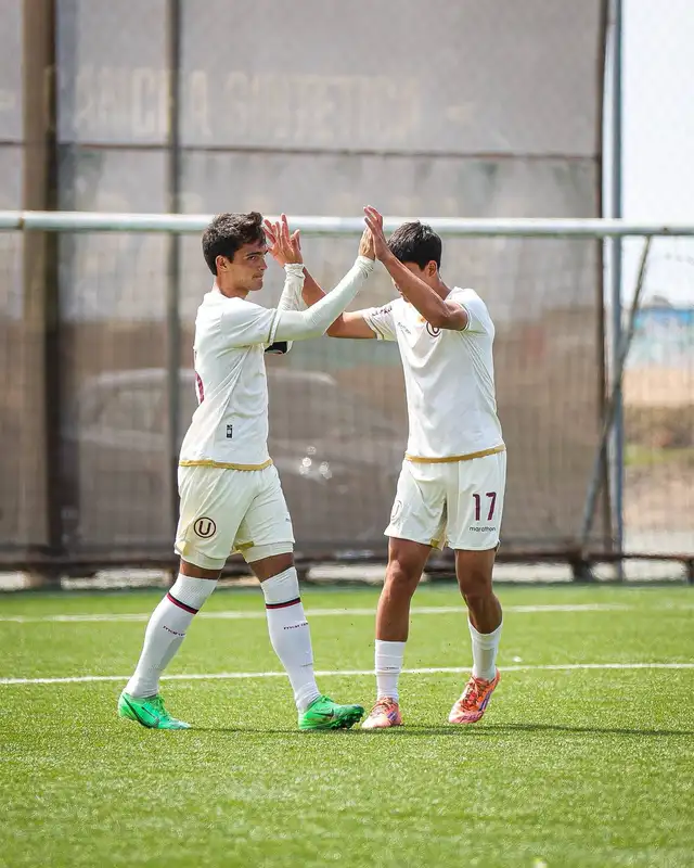 Universitario Universitario