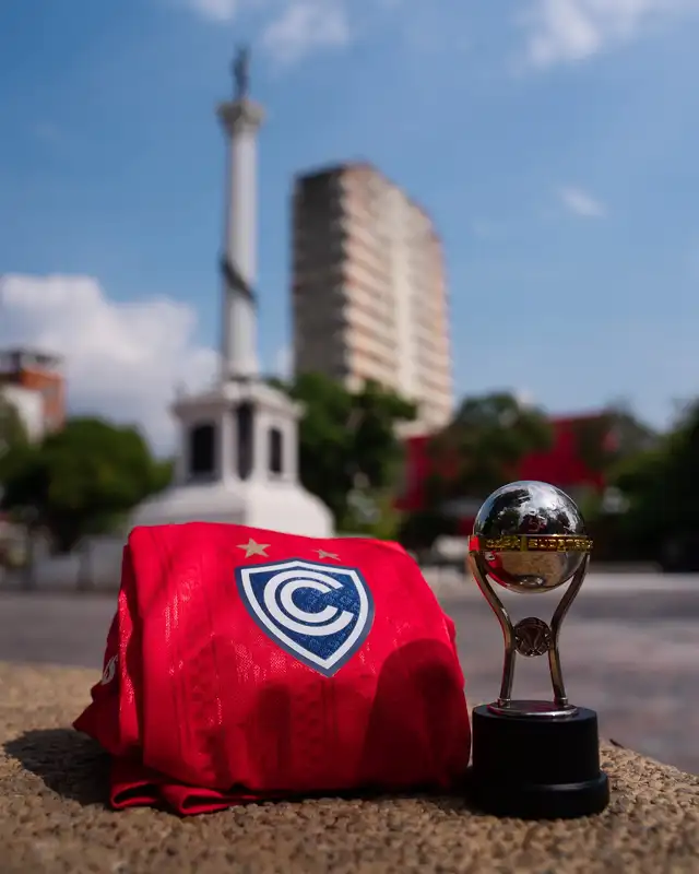 Cienciano busca clasificar como líder del grupo B en la Copa Sudamericana 2026