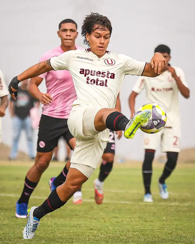 La reserva de Universitario venció 4-1 a Sport Boys por Perú Champs