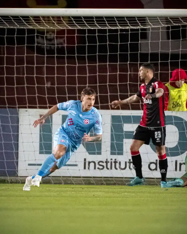 Francisco Arancibia, Liga 1, Deportivo Garcilaso, Universitario Francisco Arancibia, Liga 1, Deportivo Garcilaso, Universitario