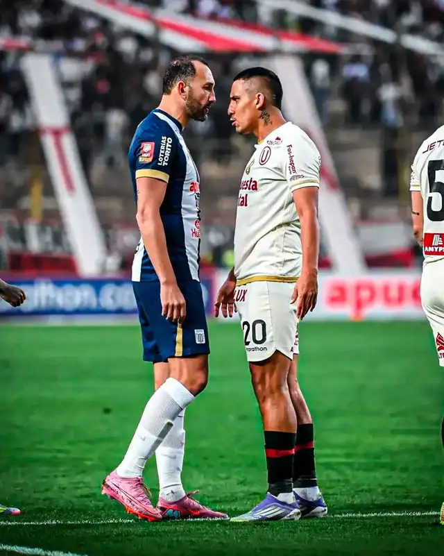 hernan barcos, alex valera, universitario hernan barcos, alex valera, universitario