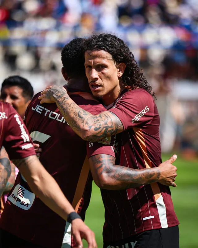 Universitario