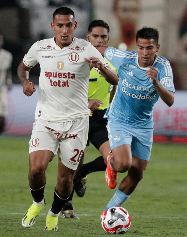 Universitario vs Cristal
