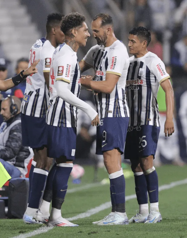 Guerrero y Barcos disputarán la delantera   