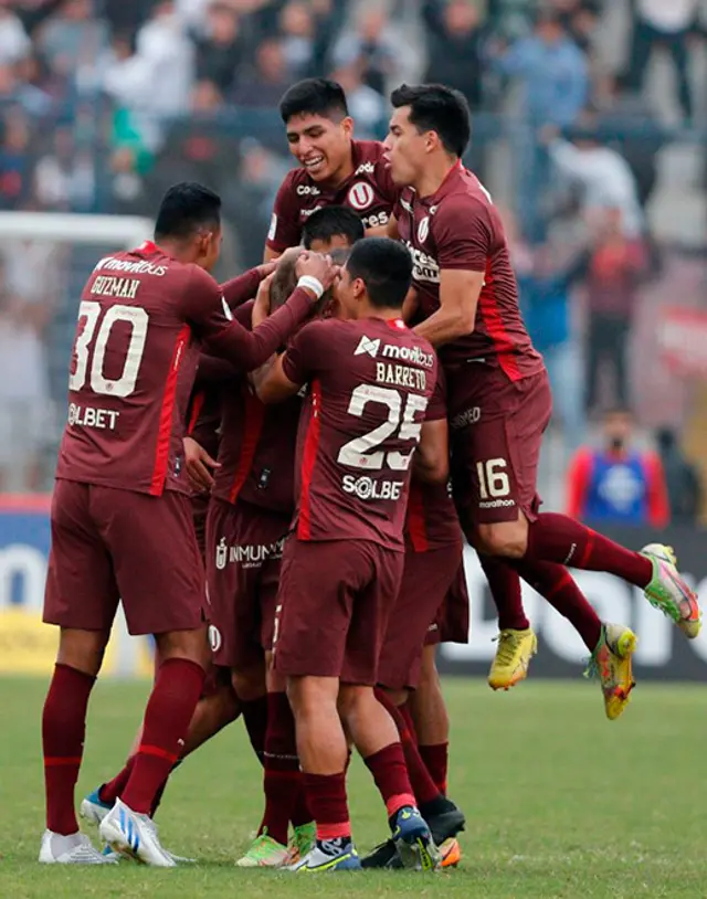 Sporting Cristal vs Universitario Sporting Cristal vs Universitario