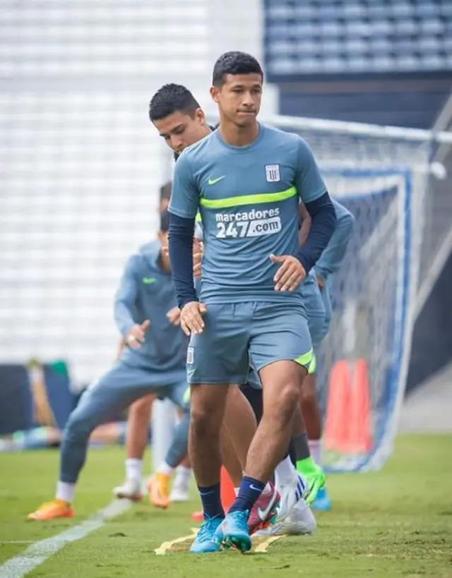 javier navea javier navea