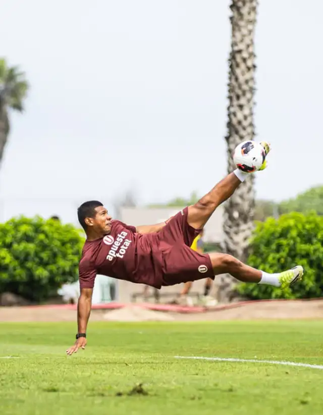 Edison Flores solo ha jugado un partido en el Clausura Edison Flores solo ha jugado un partido en el Clausura