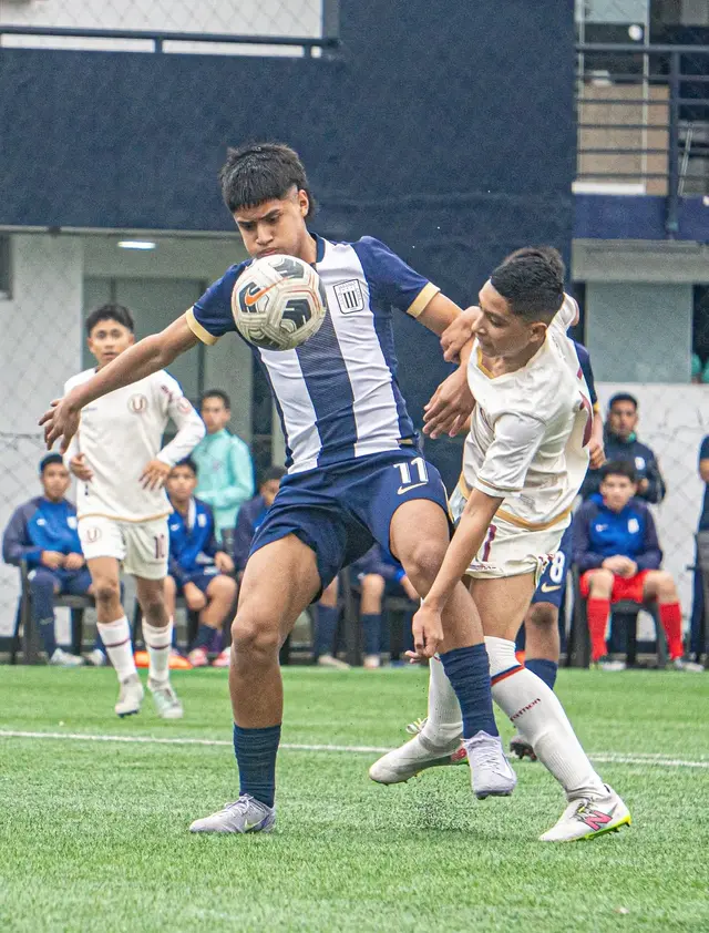 Alianza Lima domina las divisiones menores de la Copa Oro.   