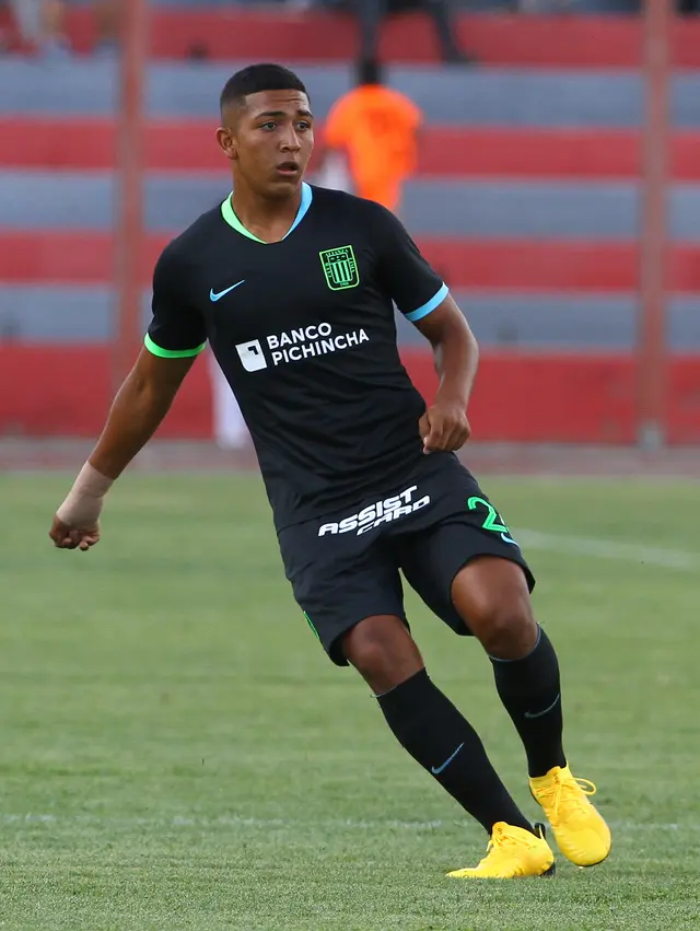 Carlos Montoya / Defensa