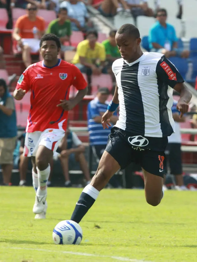 André Carrillo