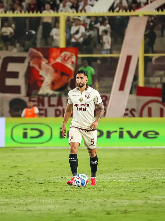 Matías Di Benedetto regresó a los entrenamientos con Universitario