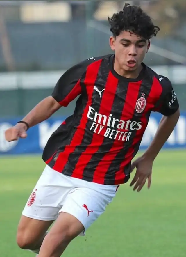 Christian Vigil fue convocado a la selección peruana.  