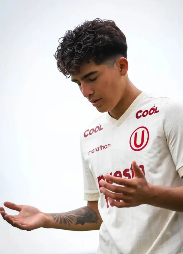 Chase Villanueva, Universitario de Deportes Chase Villanueva, Universitario de Deportes