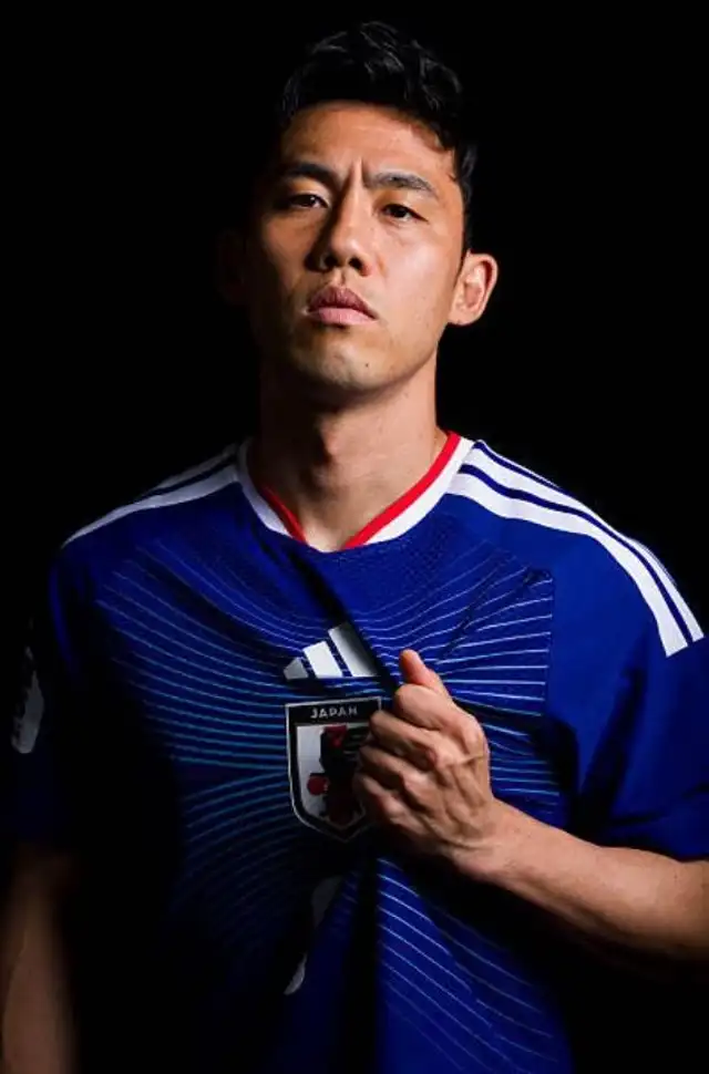 Wataru Endo se retiró de la selección de Japón.