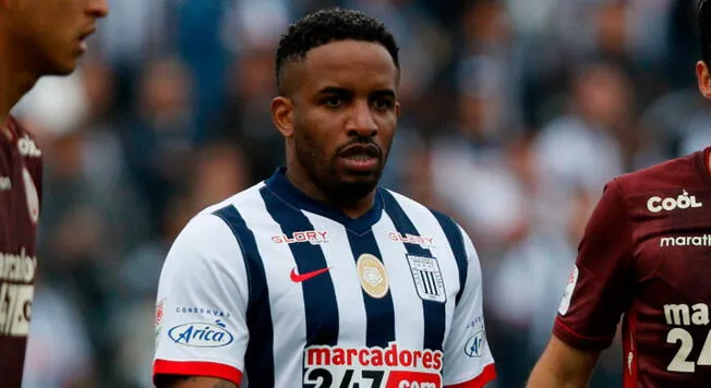 Hinchas esperan que Jefferson Farfán se retire en Matute. Foto: Luis Jiménez / LÍBERO   