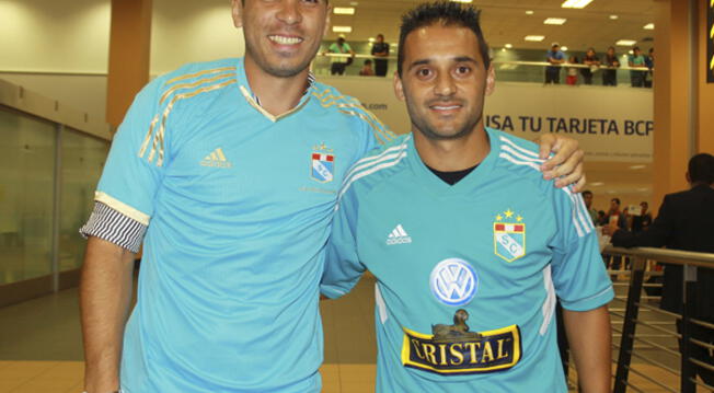 Matías Martínez y César Pereyra son los últimos refuerzos extranjeros de Cristal para este 2015.