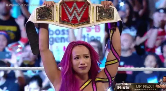 Sasha Banks venció a Charlotte en Raw.