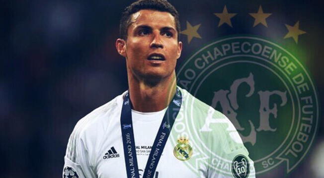 Cristiano Ronaldo y la falsa imagen utilizada en redes sociales para promocionar su 'ayuda' económica.