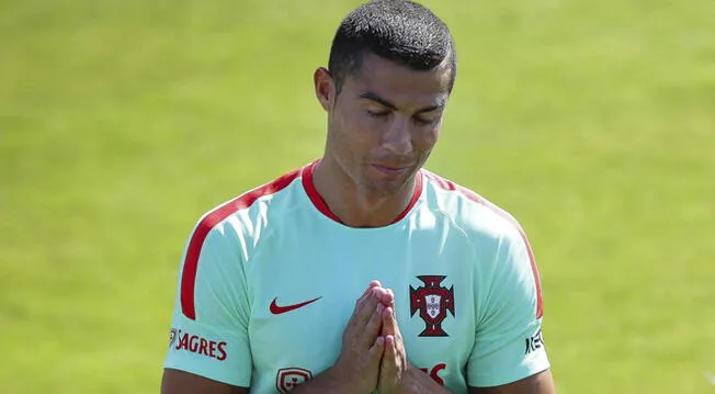 Cristiano Ronaldo en el entrenamiento de Portugal. Disputará la Copa Confederaciones con su selección. 