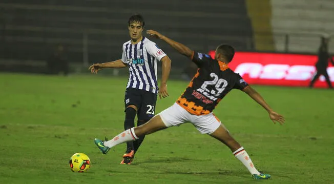 Alianza Lima: Luis Garro se salió del libreto y marcó espectacular gol a Ayacucho FC