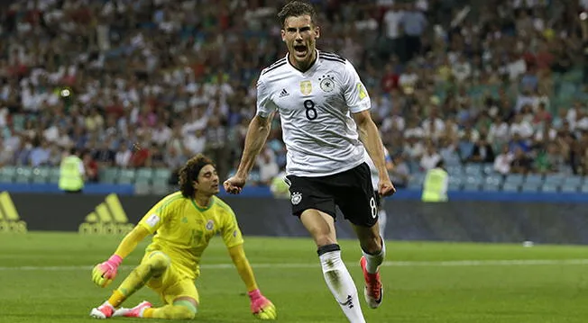 Leon Goretzka celebra el primer gol de Alemania a México.