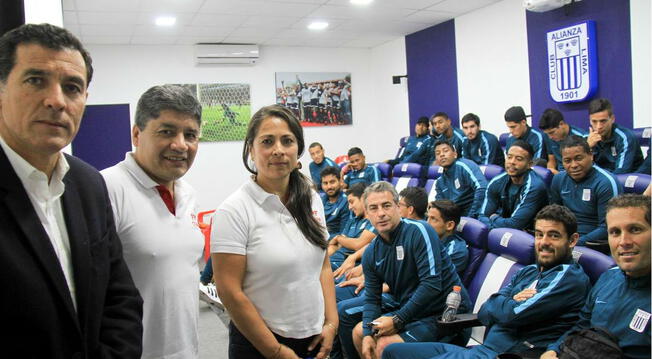 Alianza Lima: jugadores escucharon charla de la Comisión de Árbitros