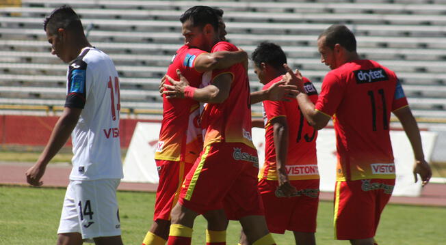 Sport Huancayo goleó 3-0 a Juan Aurich y alcanzó la punta del Torneo Apertura