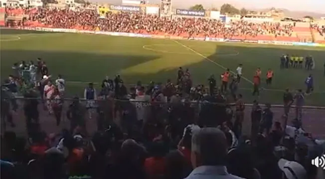 Juan Reynoso y Gerardo Ameli protagonizaron una broncaza al final del partido | VIDEO: ZF