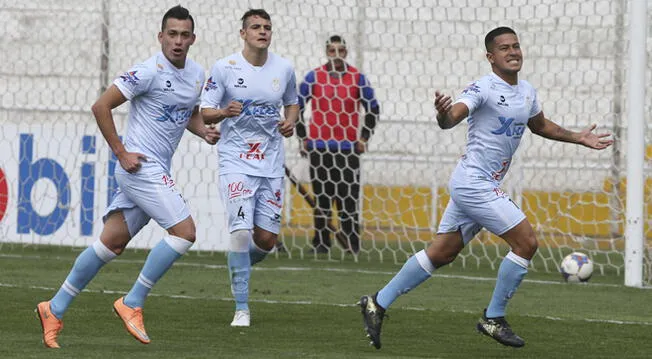 Real Garcilaso goleó 4-1 a Alianza Lima en la primera fecha del Torneo Clausura 2017.