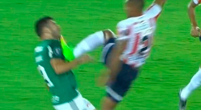 Criminal patada de Germán Gutiérrez en el Junior vs. Palmeiras