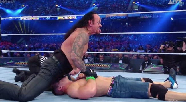 John Cena fue derrotado fácilmente por The Undertaker.