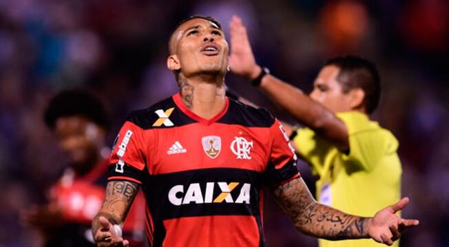 Paolo Guerrero podría no seguir en Flamengo.