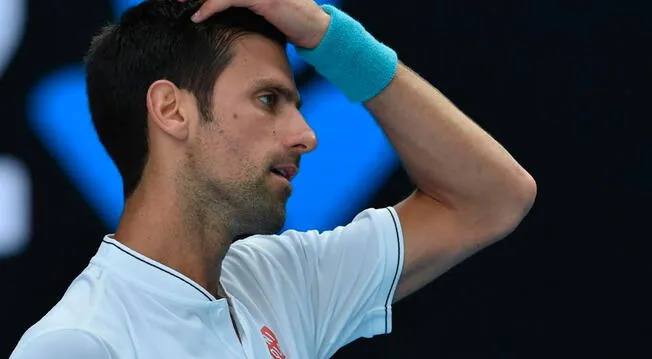 Novak Djokovic cayó de forma inesperada y cierra una temporada para el olvido.
