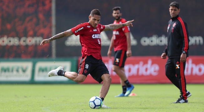 Paolo Guerrero y Miguel Trauco fueron convocados en Flamengo para enfrentar a Sport Recife