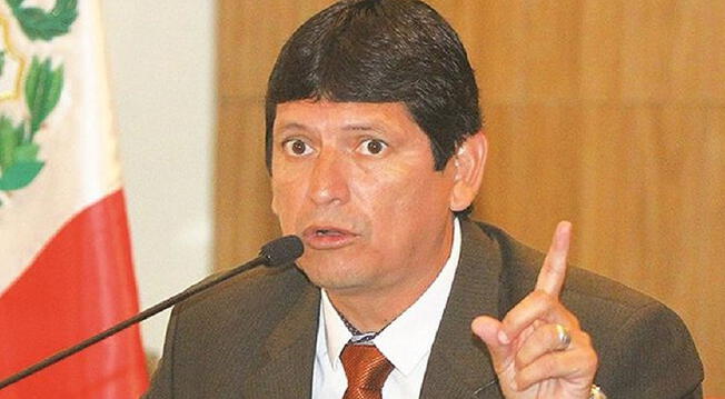 Agustín Lozano habló de la actualidad de la Federación Peruana de Fútbol. Foto: Difusión.