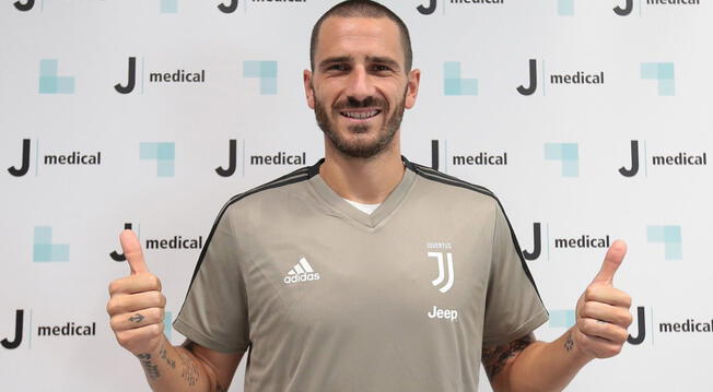 Leonardo Bonucci, durante el reconocimiento médico con la Juventus.