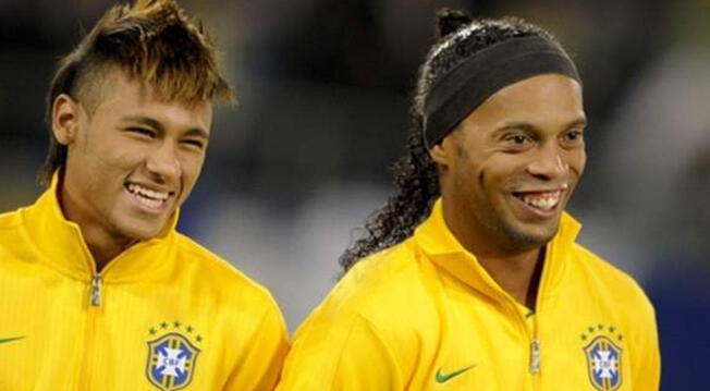 Ronaldinho aseguró que quiere que Neymar regrese al Barcelona